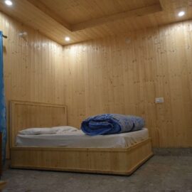 Devdaar Cottage Gangotri hotel room